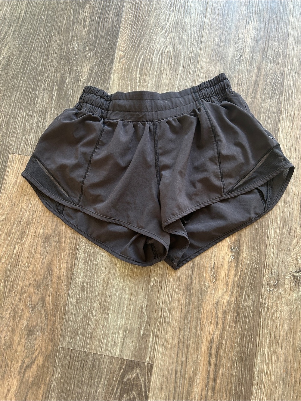 Lululemon athletica Black Women's Athletic Shorts Sz 4